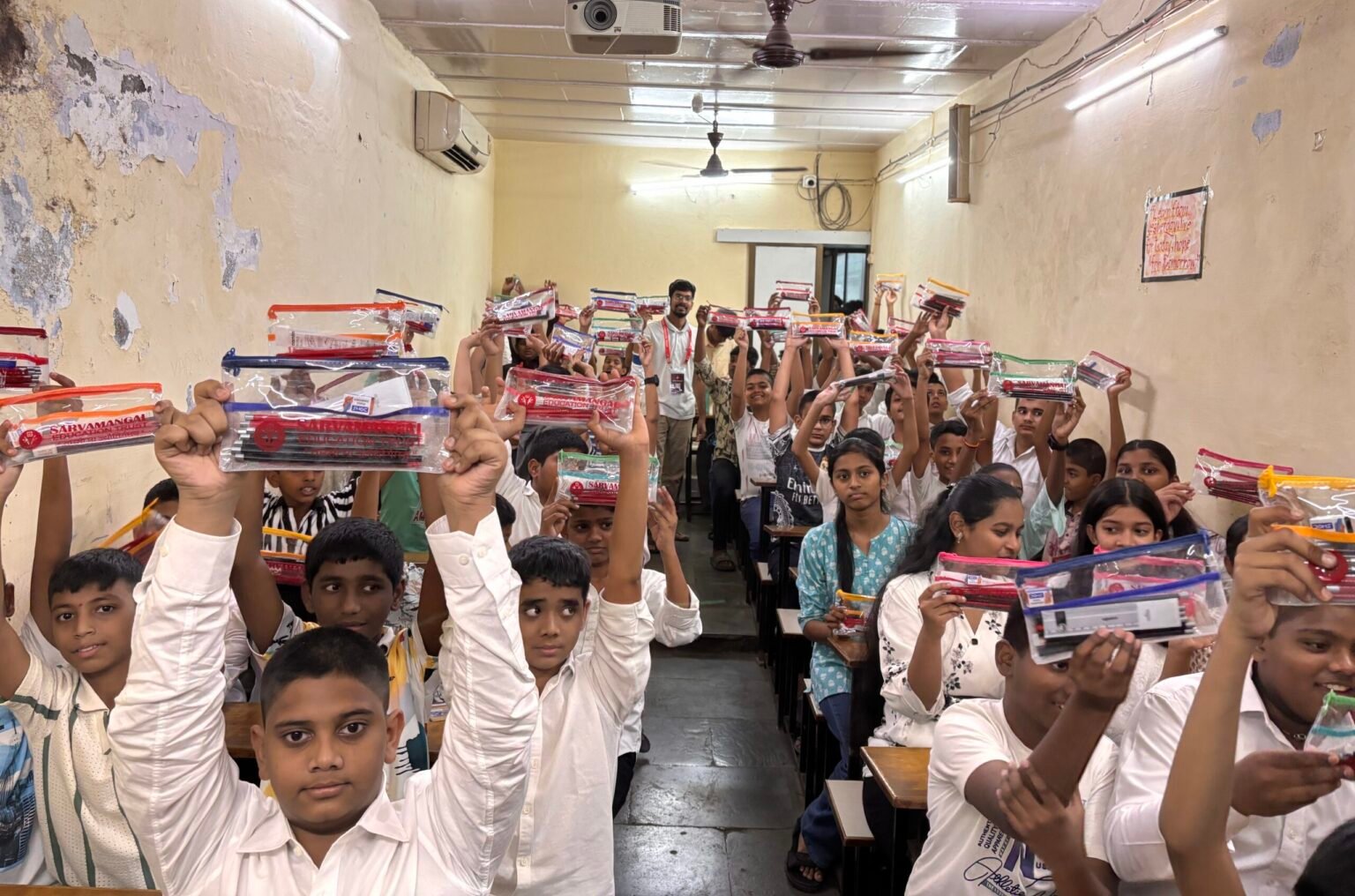 Recent Events Sarvamangal Education Trust Free Pouch Distribution in Bhandup img